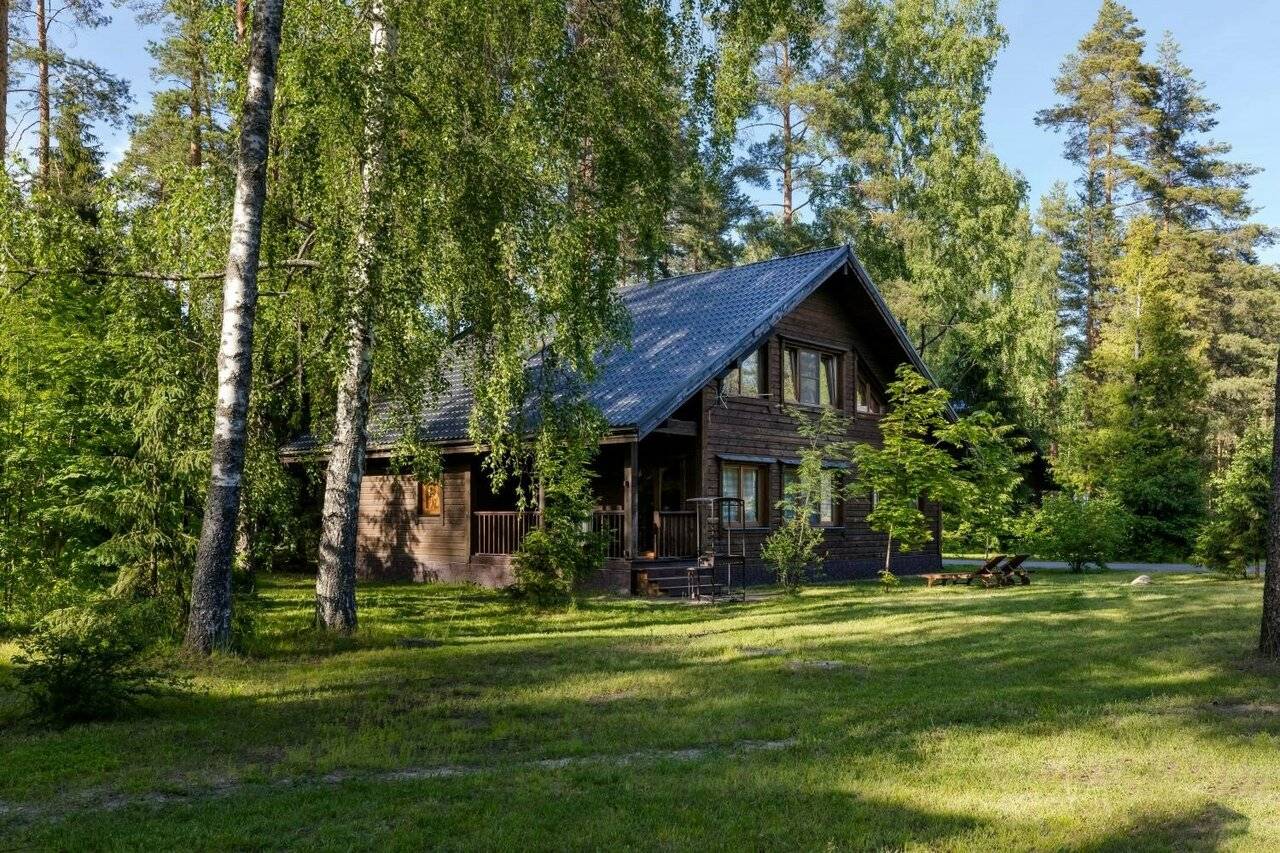 Коттедж «Королевский с сауной 24»