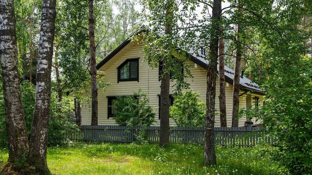 Коттедж «Королевский 33»