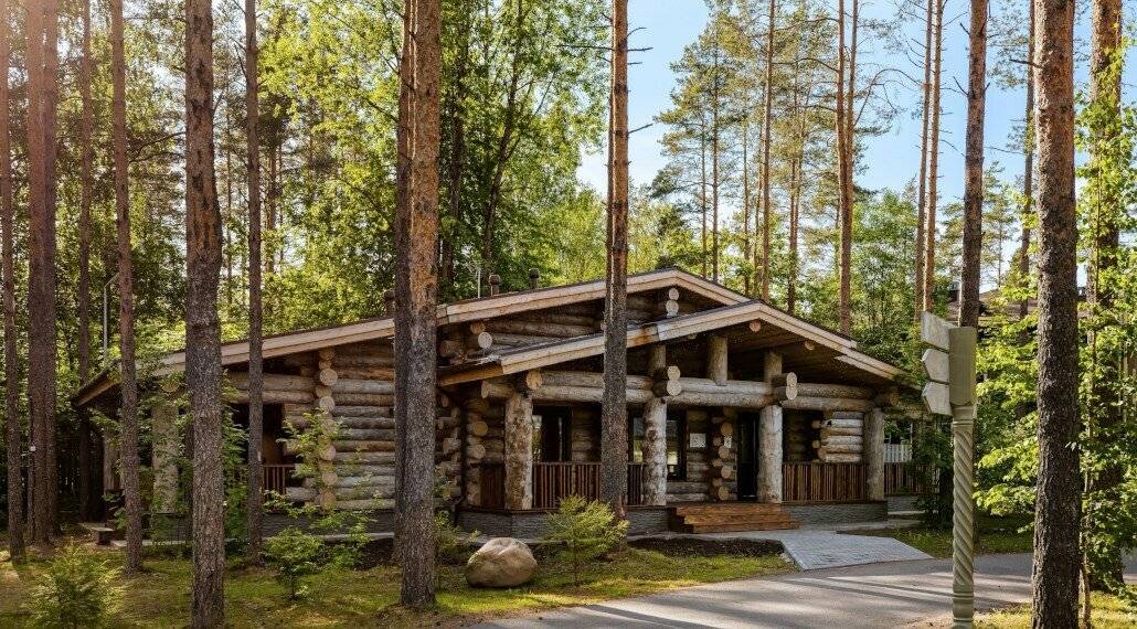 Коттедж «Серый Кардинал»